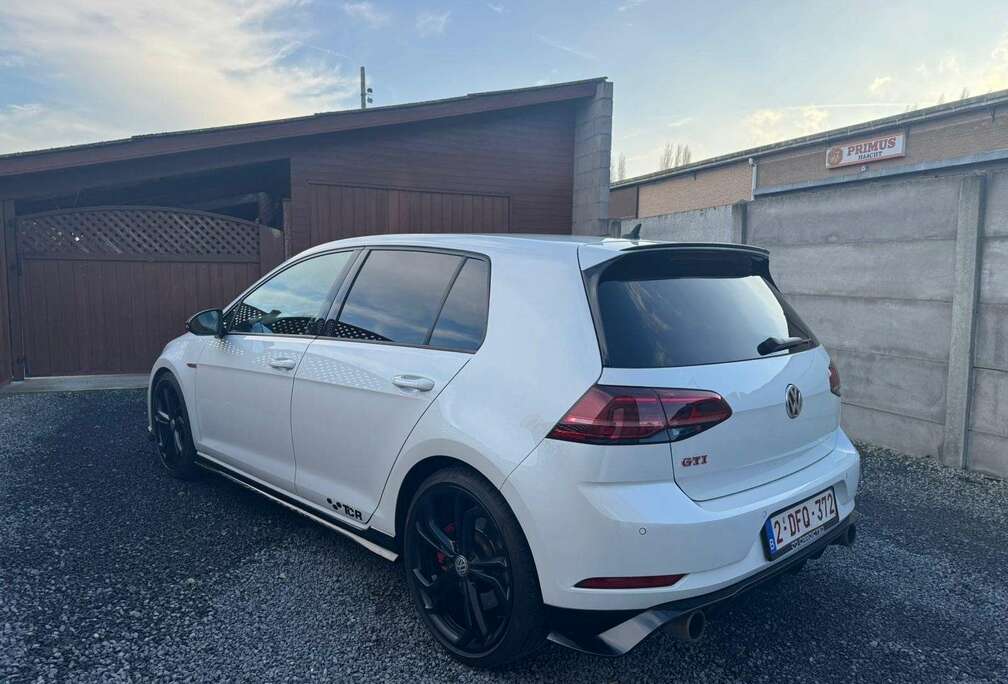Volkswagen TCR 2.0 TSI OPF DSG