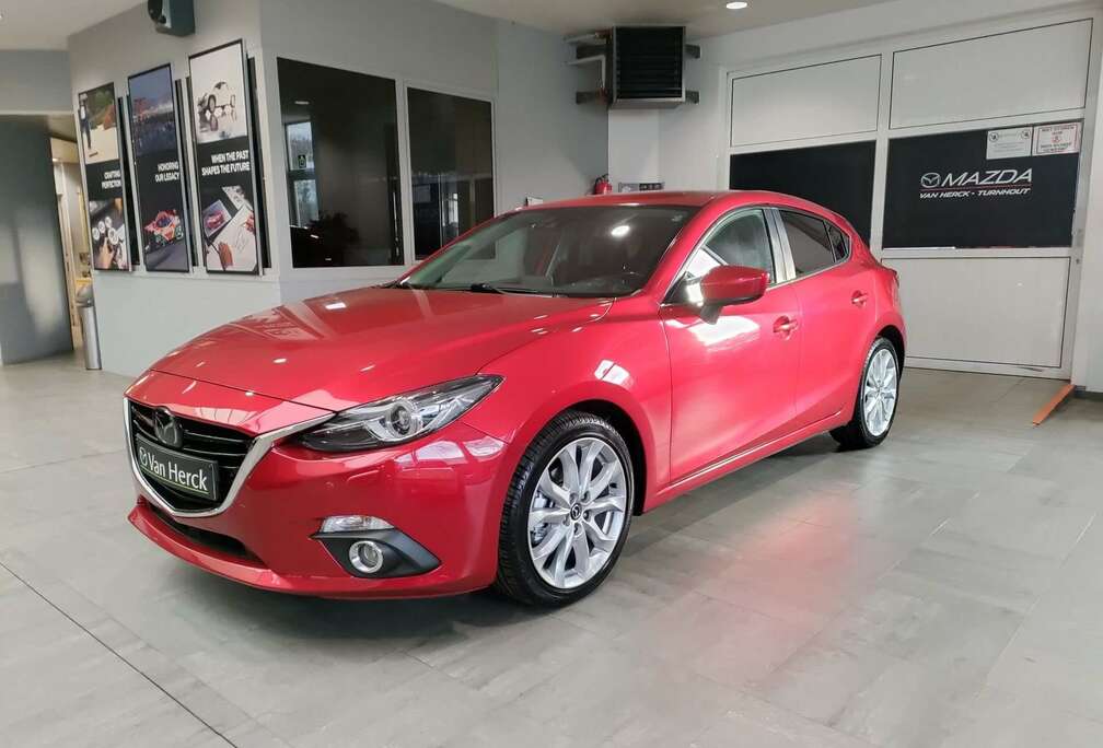 Mazda 2.0 SKYACTIV-G Sport 165pk + winterset