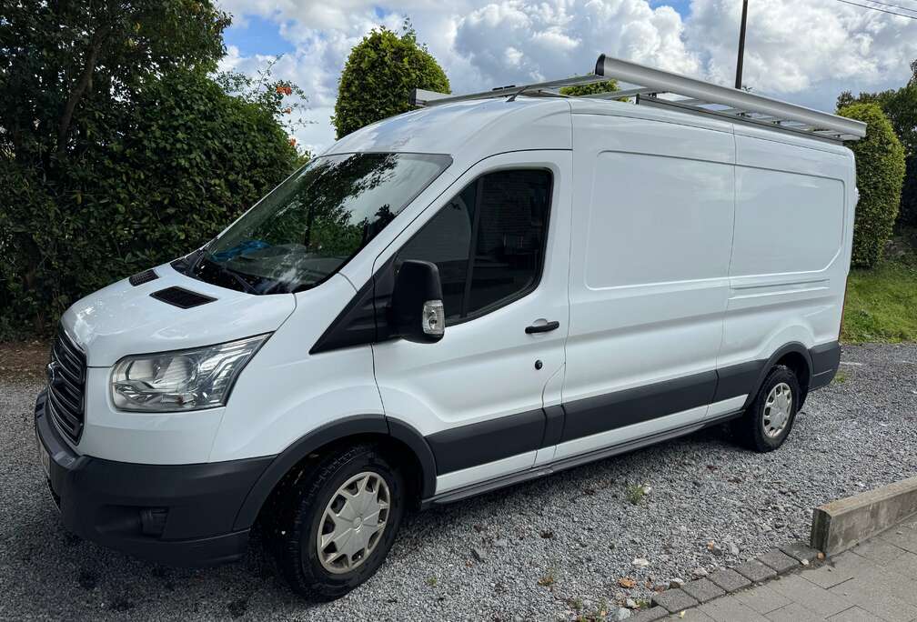 Ford 350L TREND L2H2