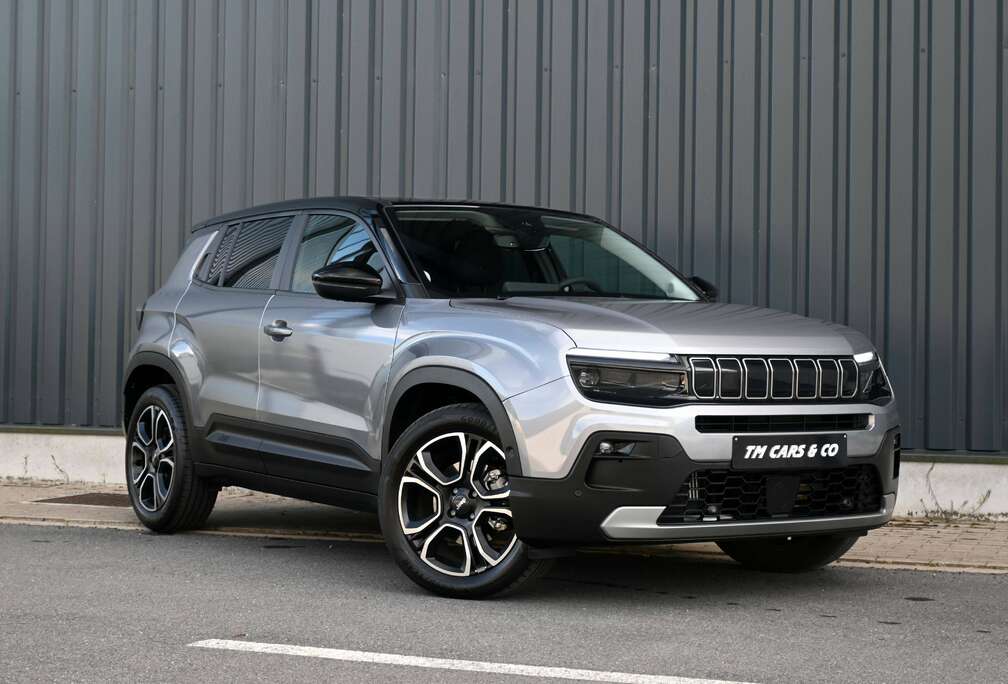Jeep Avenger 1.2 E-HYBRID Automaat cam Acc JBL LED Carplay