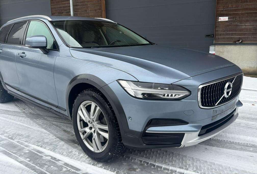 Volvo V90 Cross Country 2.0 D4 AWD