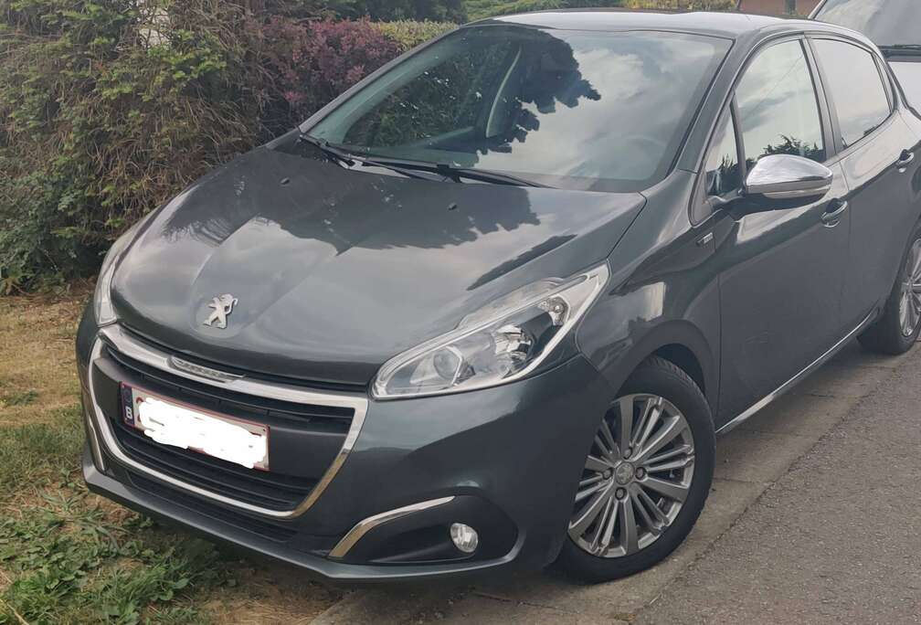 Peugeot 208 1.6 BlueHDi Style