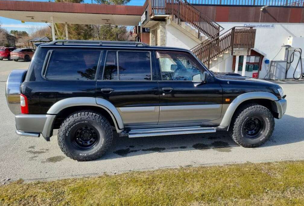 Nissan 3.0 DDTi Elegance