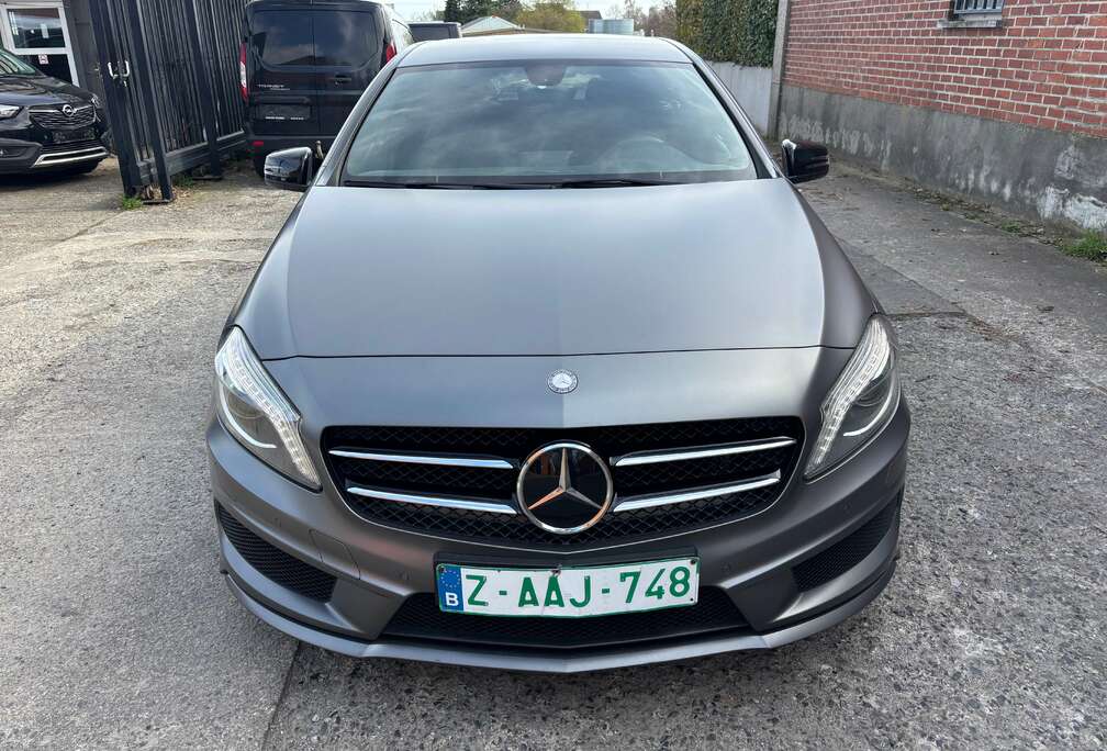 Mercedes-Benz A 180 d pack AMG
