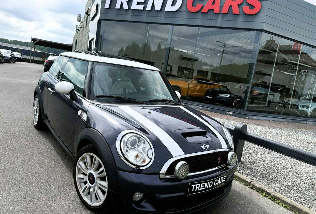 MINI 1.6i FULL OPTION PANORAMIQUE CUIR SIEGE CHAUFFANT XENON LED AMBI VENTE CONDITIONS MARCHANT/EXPORT