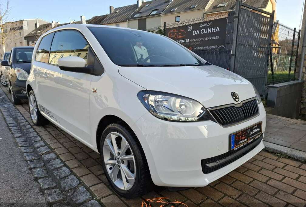 Skoda 1.0 FUN!!, CLIMA AUTO, SIEGES CHAUFF., PDC, BLUETO