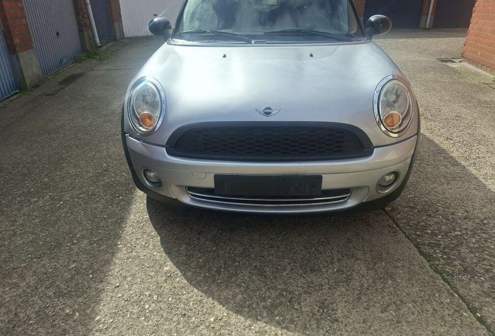 MINI 94000km Essence