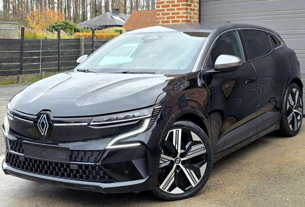 Renault - ICONIC - FULL OPTION - 21.000 KM