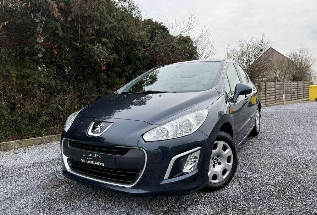 Peugeot 1.4i Access * AIRCO