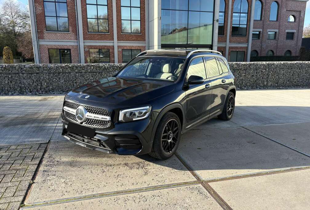 Mercedes-Benz GLB 200