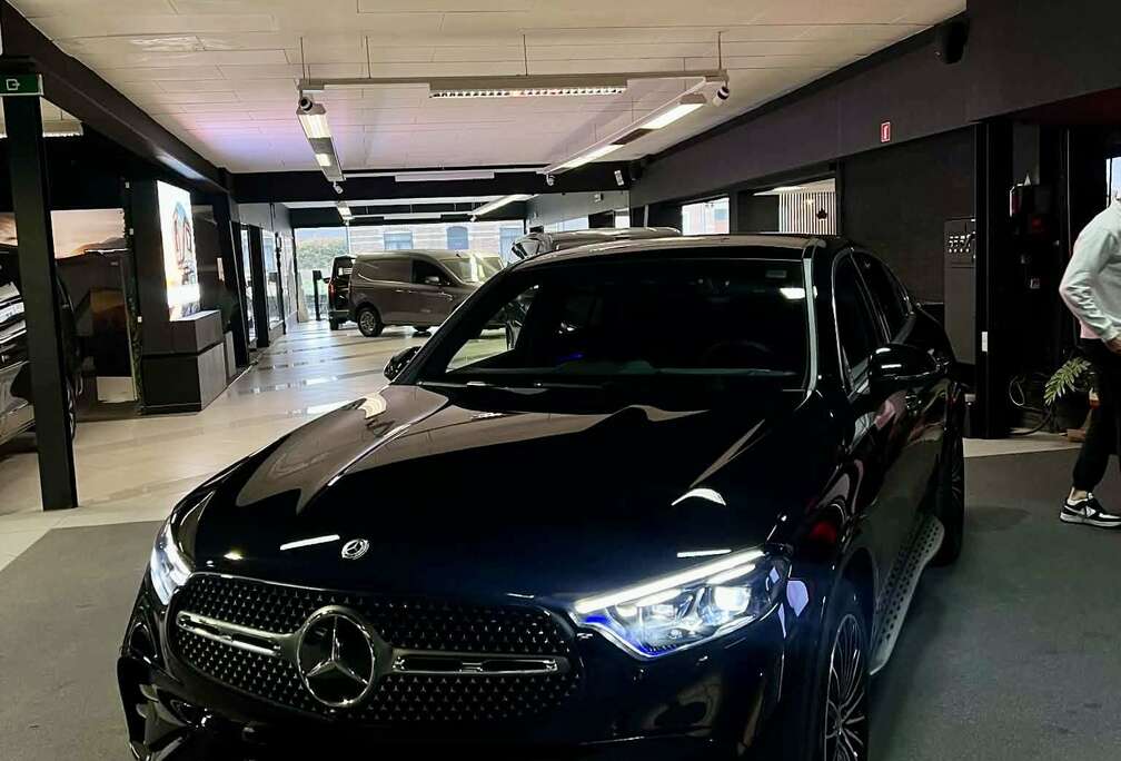 Mercedes-Benz Coupe d 9G-Tronic 4Matic AMG Line