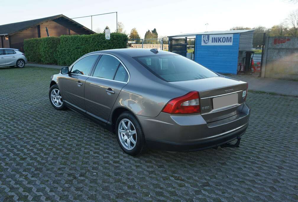 Volvo S80 2.0i 16v Mometum