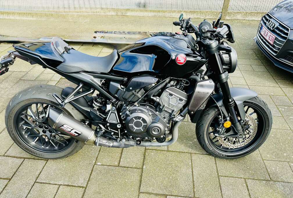 Honda CB1000R Black Edition
