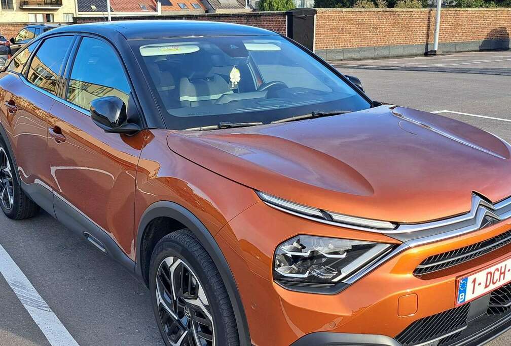 Citroen PureTech 130 Stop&Start EAT8 SHINE