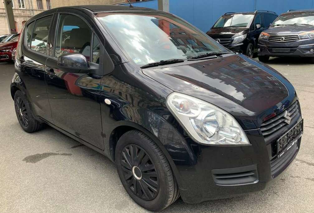 Suzuki Splash 1.0i GA