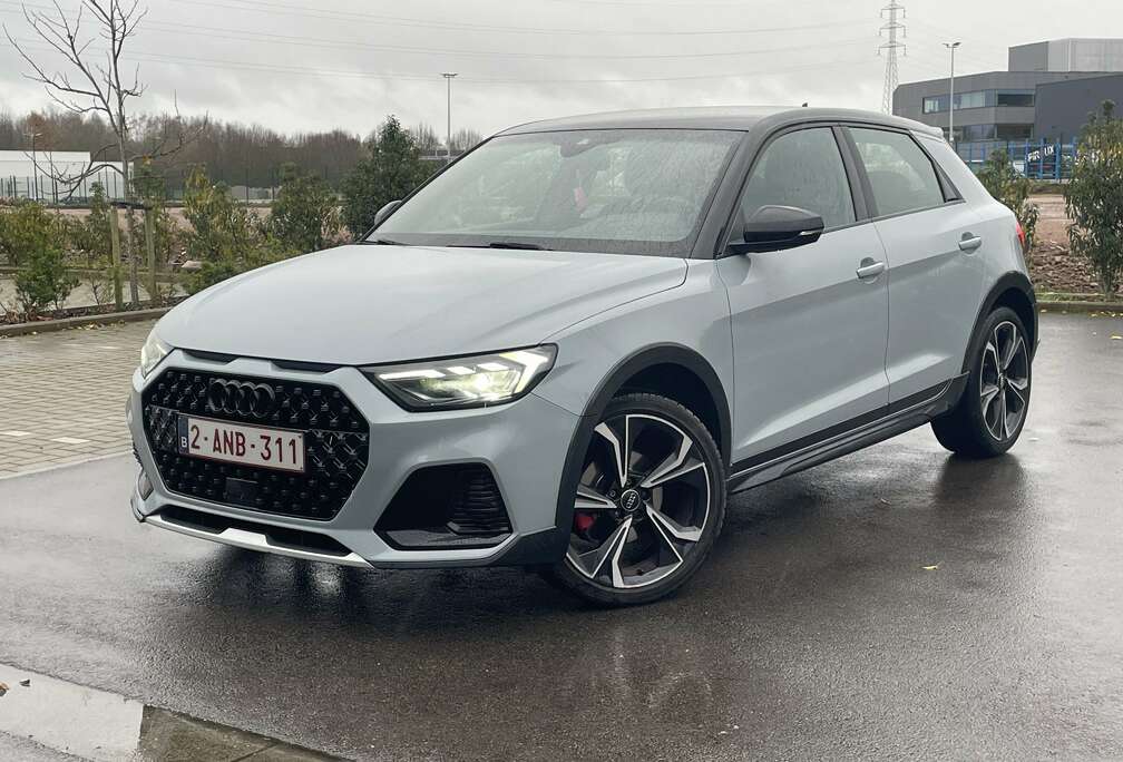 Audi Citycarver 30 TFSI S tronic