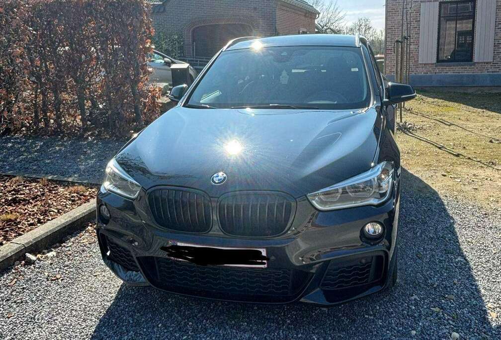 BMW X1 1.5i sDrive18 M-pakket