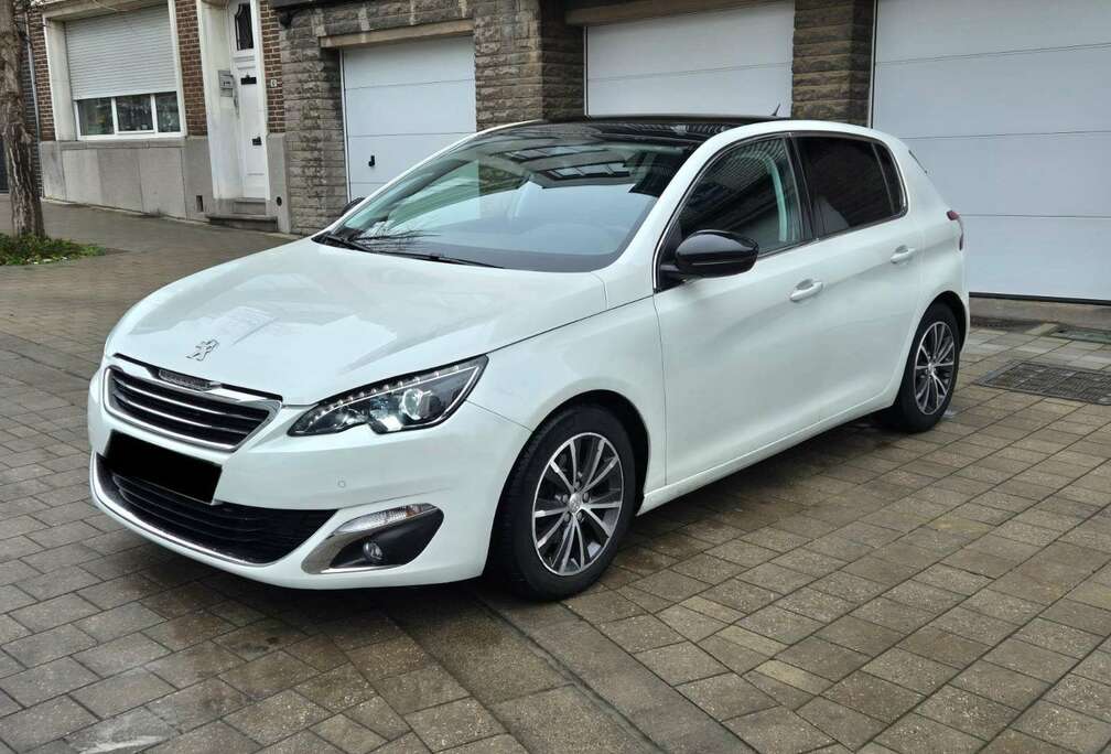 Peugeot 1.2 Allure STT