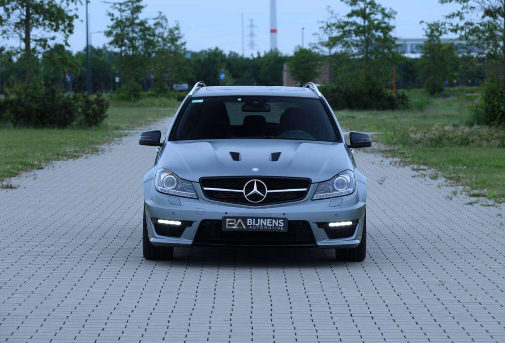 Mercedes-Benz C 63 AMG edition 507