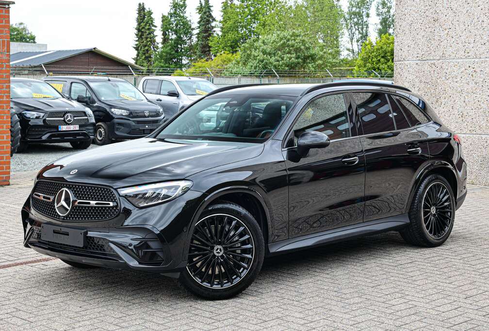Mercedes-Benz AMG-PACK*BURMESTER-SOUND*NEW-MODEL*LEDER*CAMERA*ZETELVERWARMING*
