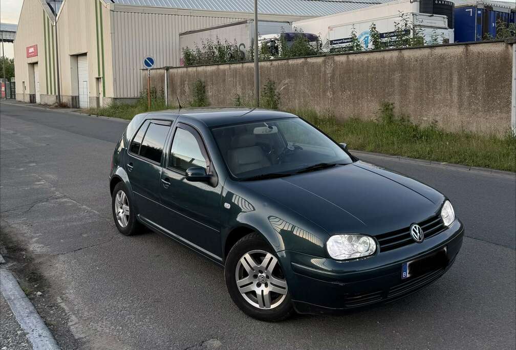 Volkswagen 2.0i Highline Sydney Leather