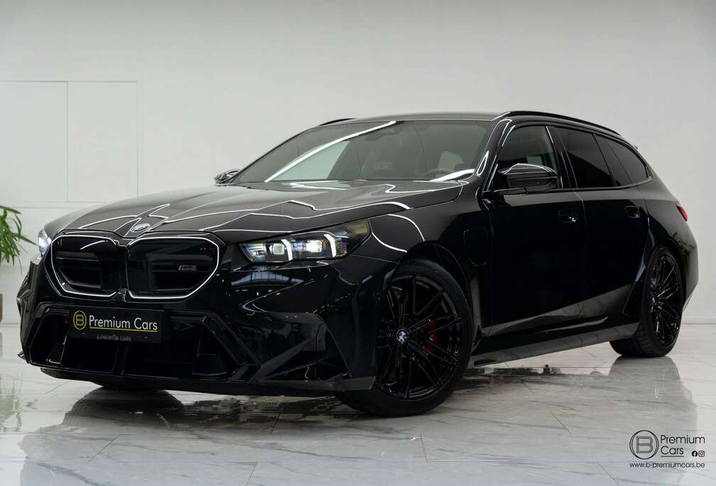 BMW G99 Touring B&W / HUD / ACC / 360 / Carbon / Pano