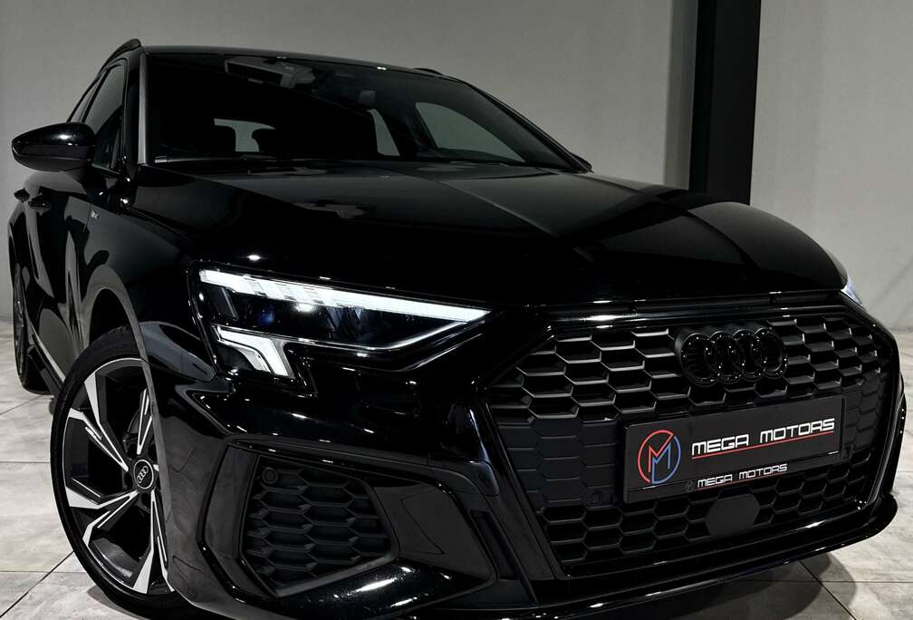 Audi 1.5 TFSi 150CV SPORTBACK S-LiNE\