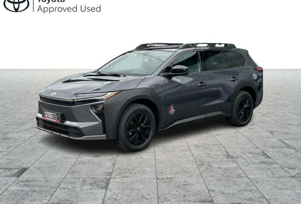 Toyota 74.7KWH EXECUTIVE AWD