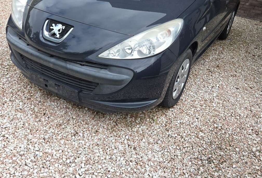 Peugeot 206+ 1.1e 60ch Génération
