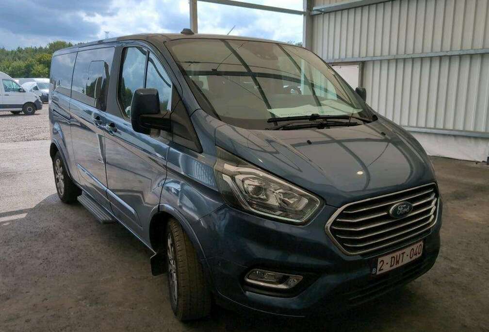 Ford Tourneo Custom 2.0 TDCi L1H1 Titanium X (EU6.2)