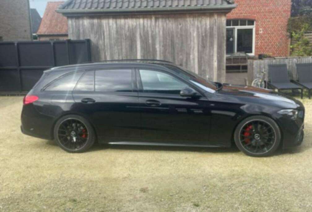 Mercedes-Benz C 300 e T 9G-TRONIC AMG Line