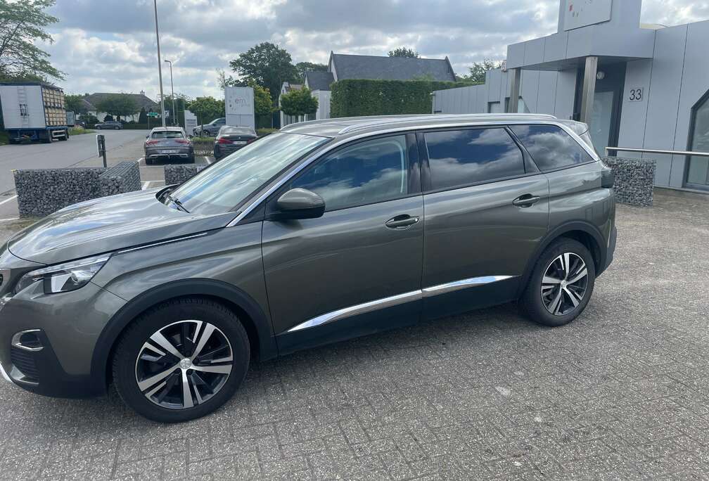 Peugeot 5008 PureTech 130 EAT6 Allure