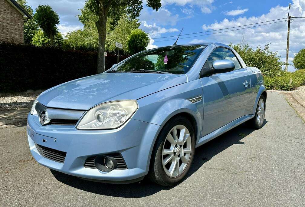 Opel Tigra Twintop 1.3 DT CDTi 16v Cosmo