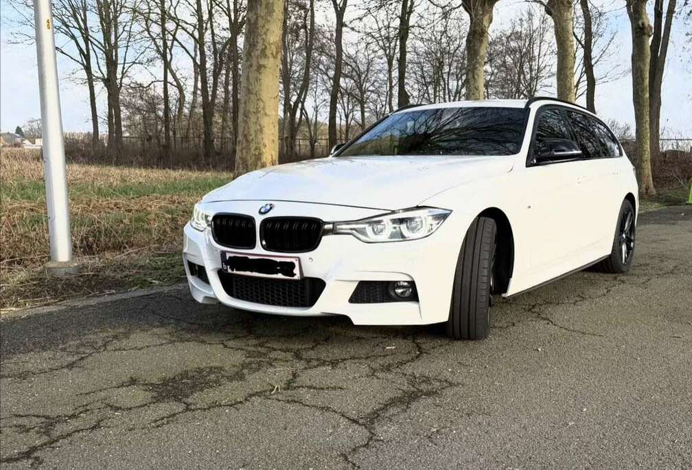 BMW BMW 320i xDrive Touring M-Sport  Shadowline