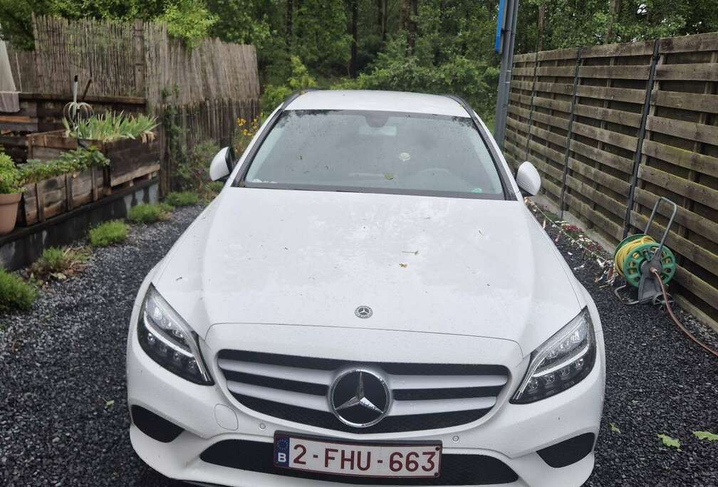 Mercedes-Benz d T 9G-TRONIC