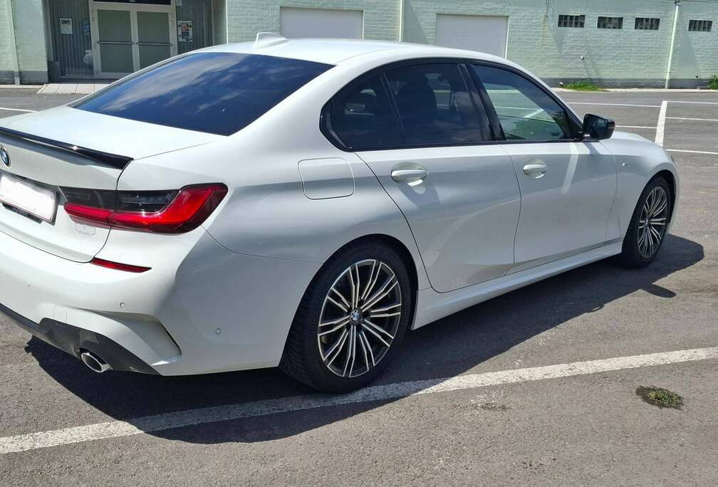 BMW 318 dA MHEV AdBlue