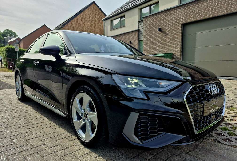 Audi 30 TFSI S line