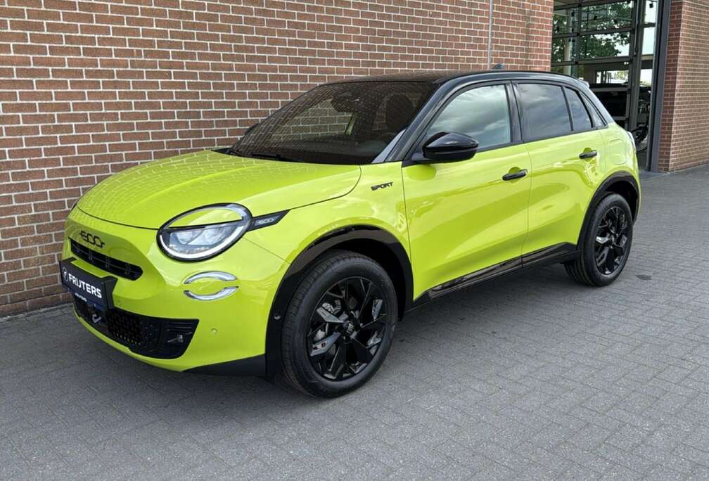 Fiat SPORT - 1.2 Hybrid 107kW (145pk) Automatisch
