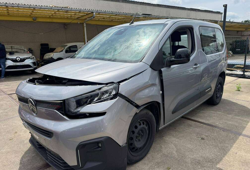 Citroen Berlingo 1.2 PureTech M Feel S // 5 places