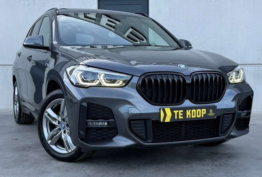 BMW xDrive*M-Sport*Panodak*Trekhaak*Head-Up*ACC*Camera*Comfort toegang*Memory*Carplay*LED