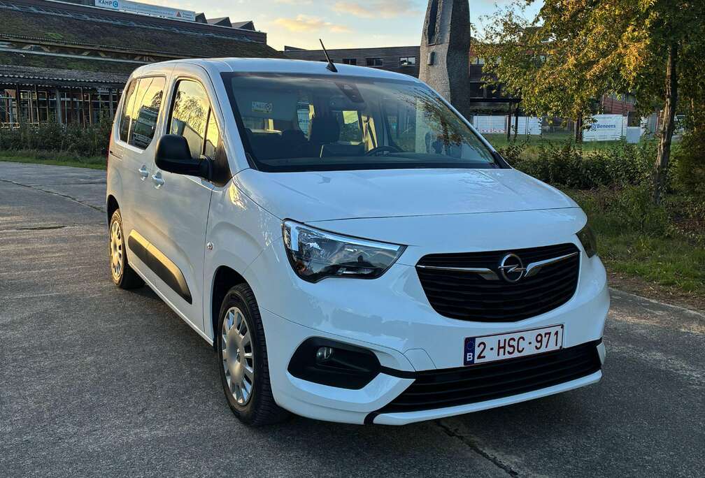 Opel Combo Life E tour