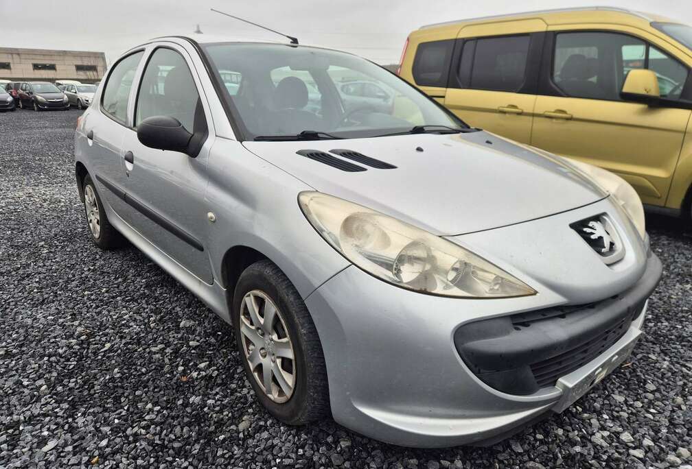 Peugeot 1.4 HDi Trendy FAP//MARCHAND OU EXPORT