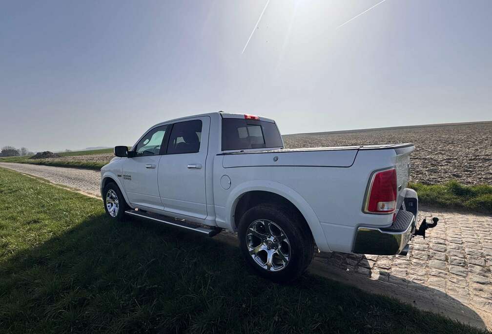 Dodge 1500 LARAMIE RAMBOX