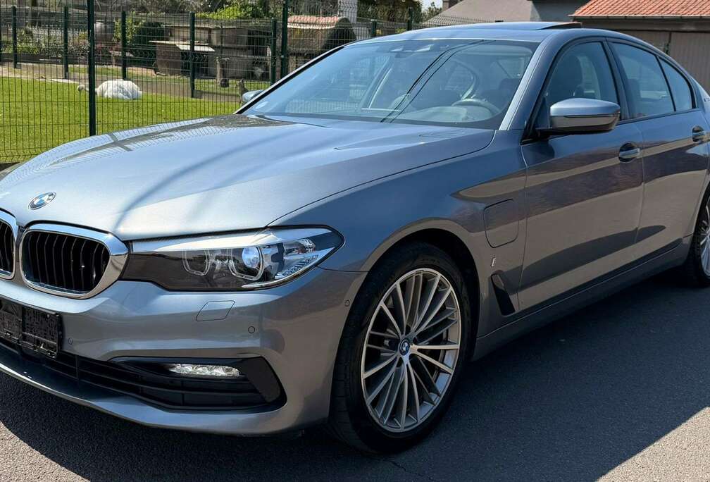 BMW 530eA PHEV Performance (185 kW)