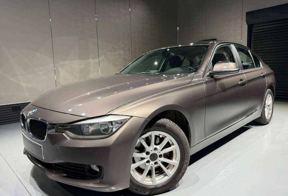 BMW 316i//GPS//CLIMATISATION//BOITE MANUELLE//