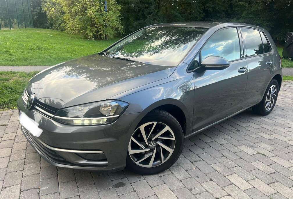 Volkswagen Golf 1.0 TSI BMT Sound DSG