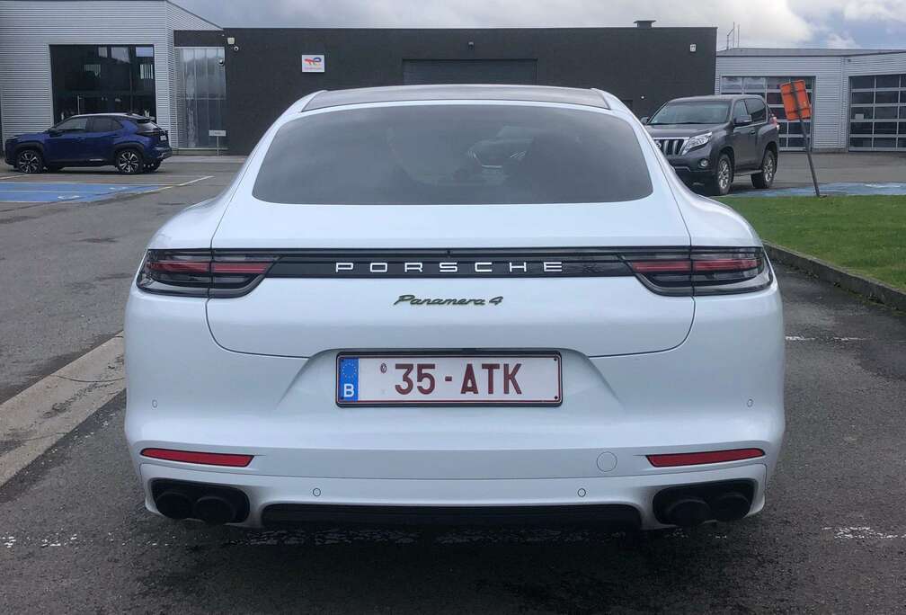 Porsche Panamera 4 e-Hybrid 2.9 V6 Bi-Turbo PHEV PDK