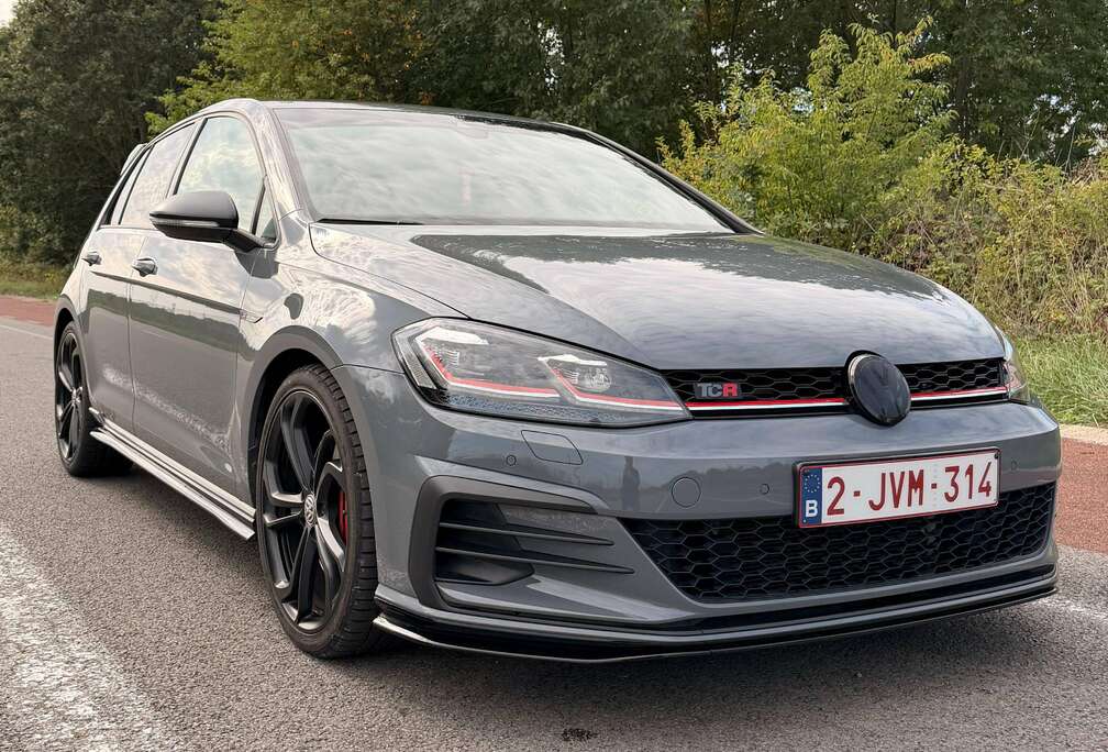 Volkswagen Golf 2.0 TSI TCR OPF DSG