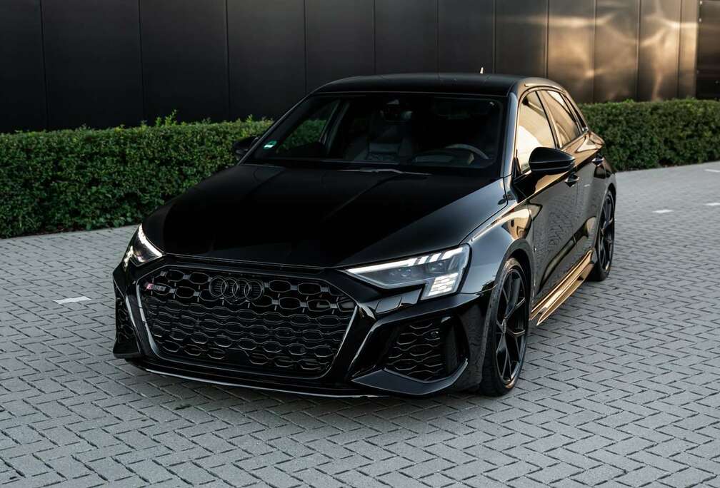 Audi RS3 TFSI Sportback quattro S tronic B&O Heads up