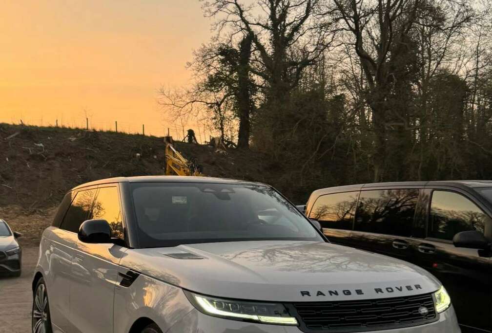 Land Rover P460e Hybrid Dynamic SE